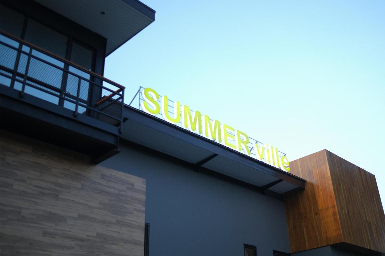 Hotel Summerville マジャレンカ エクステリア 写真